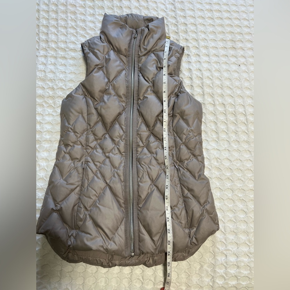 Athleta Gray Taupe Goose Down Quilted Vest - Picture 11 of 15
